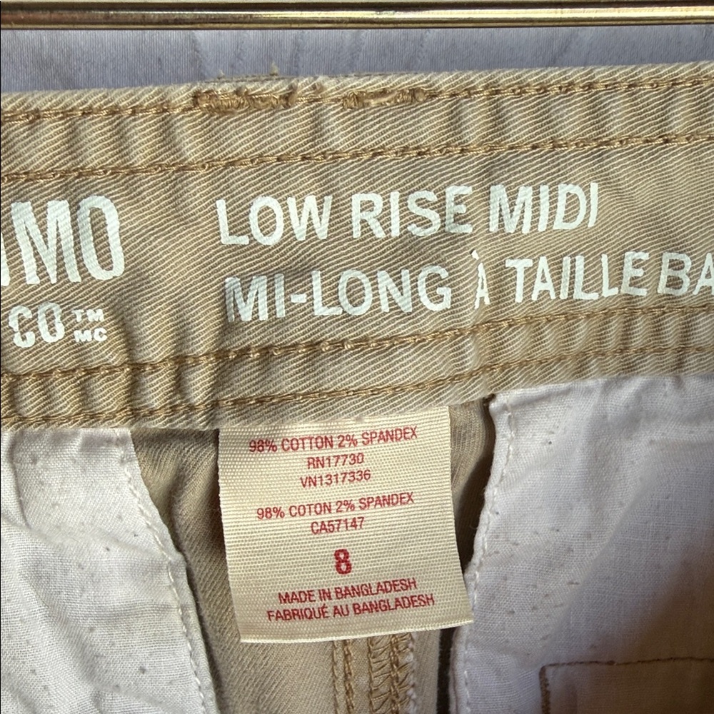 Mossimo Women’s Khaki Tan Low Rise Shorts Size 8 - Picture 3 of 6